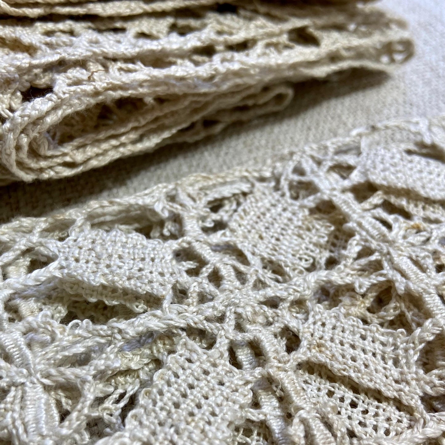 French Linen Lace - Item 23555