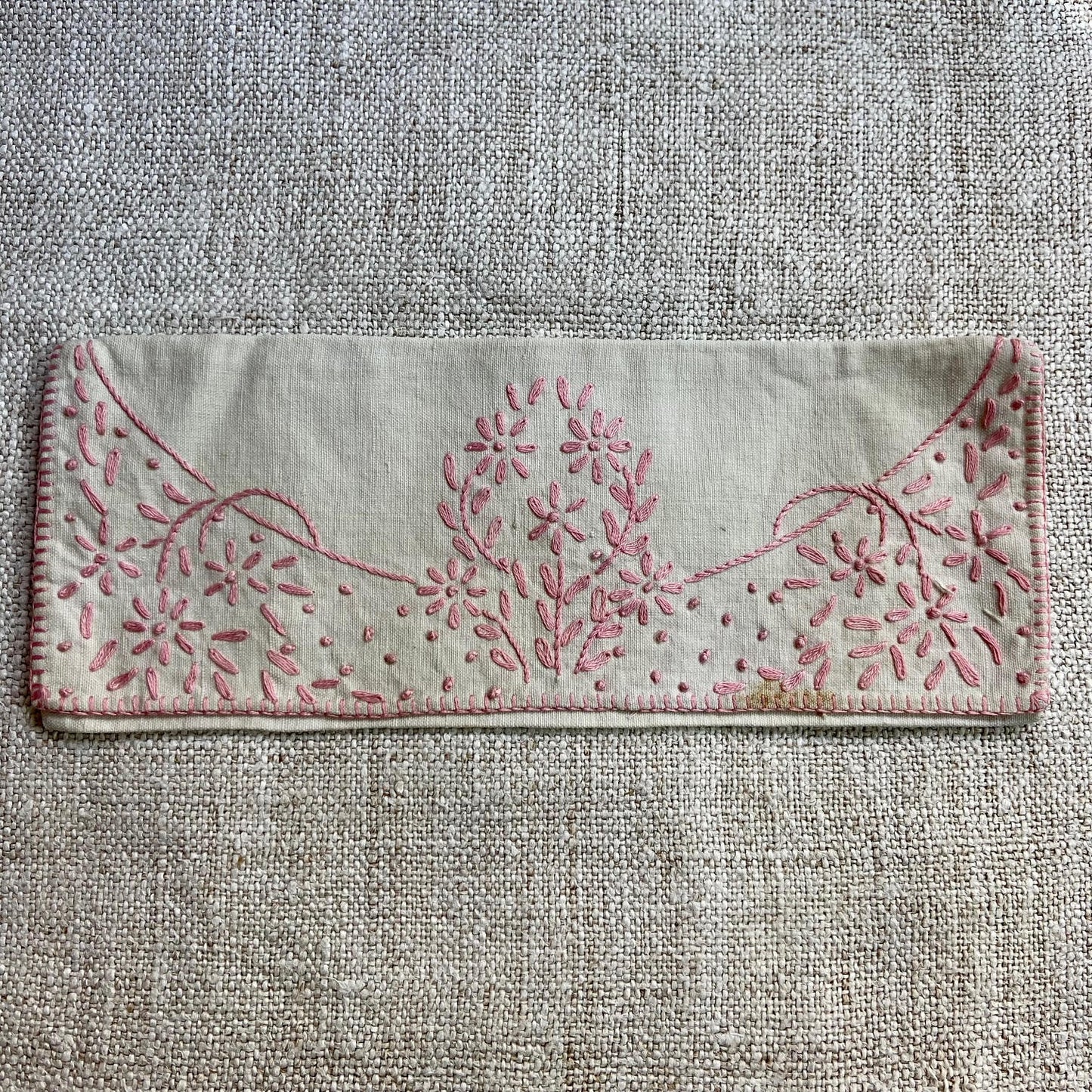 Handkerchief Keeper Pouch - Item 23490