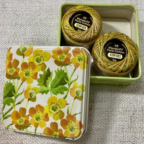 Buttercup Tin with Wonderfil Thread