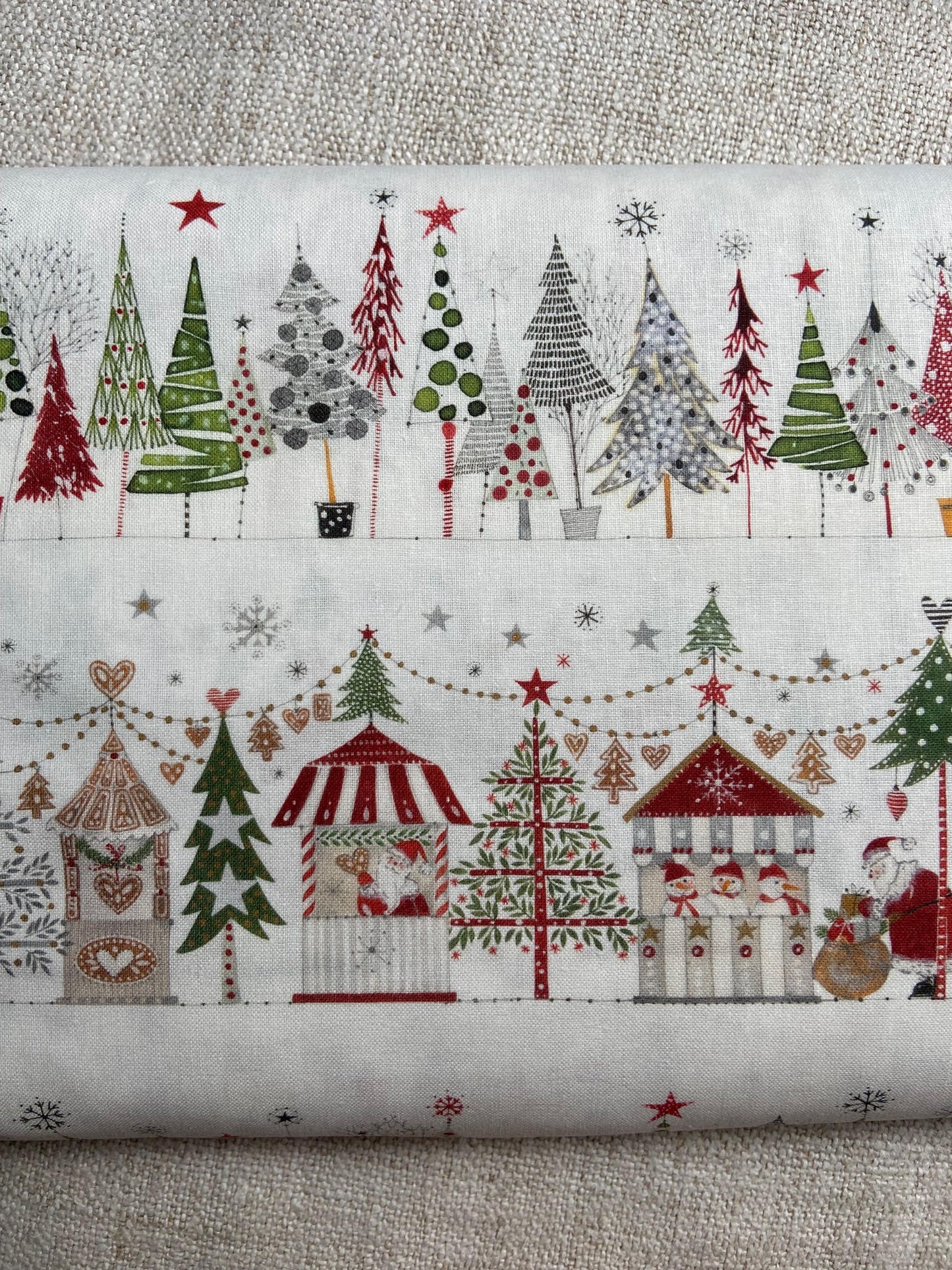 Acufactum Carousels & Christmas Trees