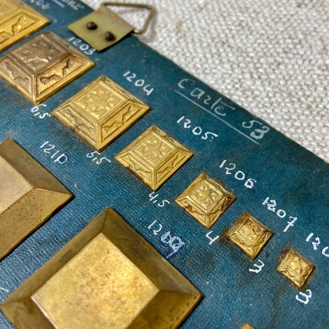 Flea Market Item 26-352